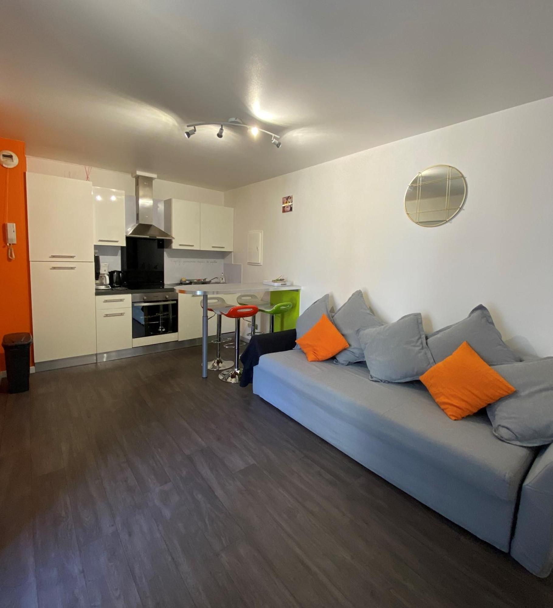Résidence Pierre François La Roche-sur-Yon Habitación foto